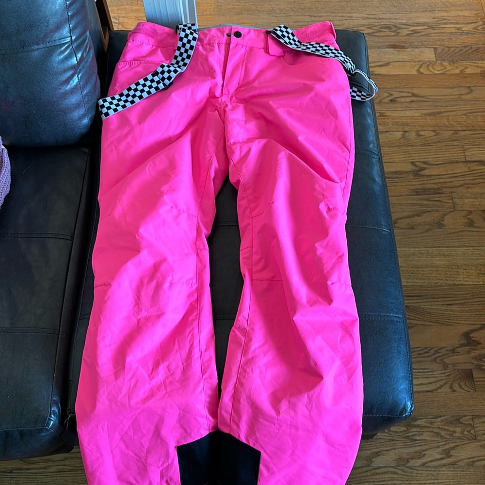 S M N Smaining pink snow pants (never worn)